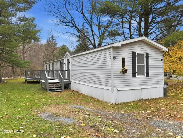 1011 Towpath Road, White Mills, PA 18473