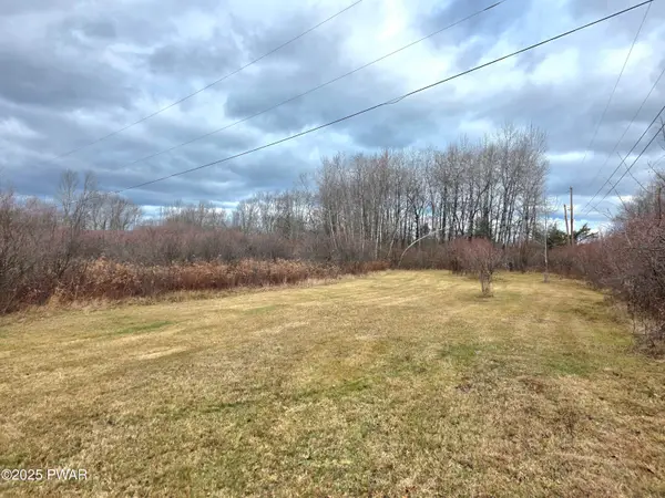 Slish Road, Honesdale, PA 18431