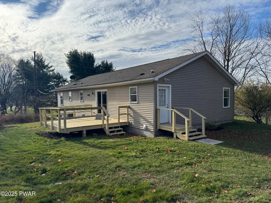 391 South Street, Waymart, PA 18472 - Image #2