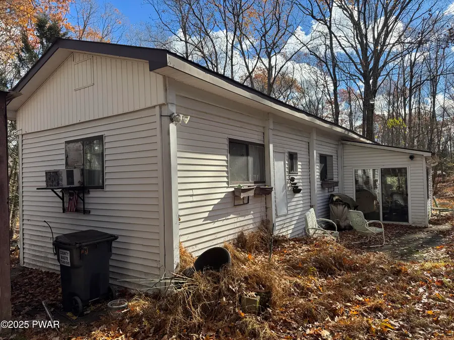 39 Deer Park Lane, Hawley, PA 18428 - Image #3