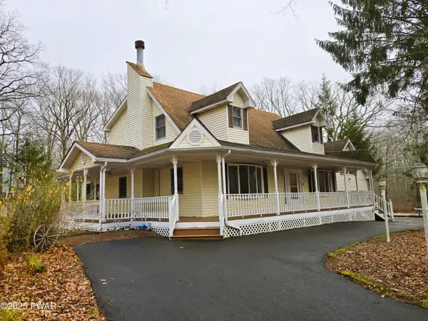 119 Village Lane, Lords Valley, PA 18428