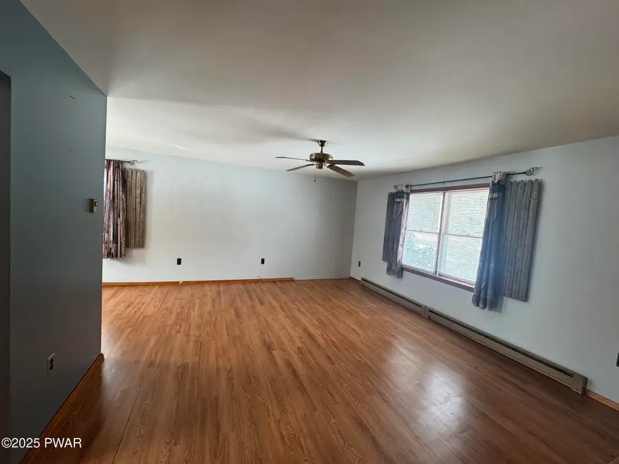 1995 Creek Drive, Waymart, PA 18472 - Image #3