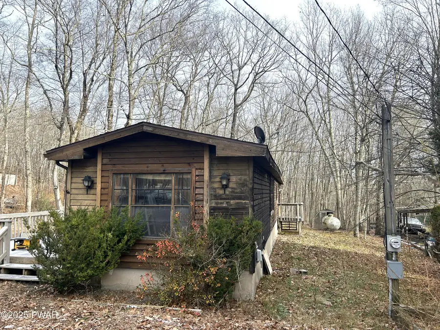 236 Well Road, Greeley, PA 18425 - Image #3