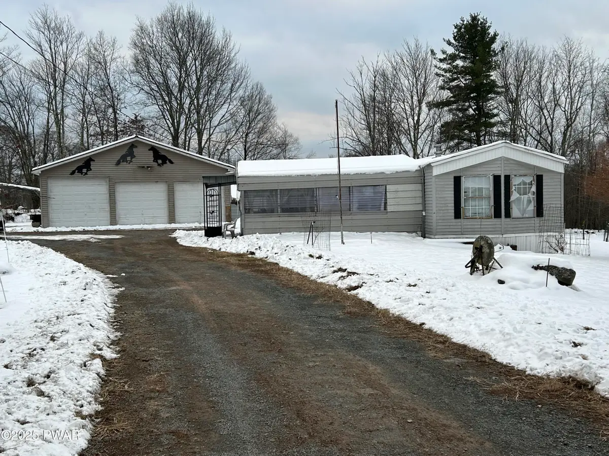 223 Daniels Road, Hawley, PA 18428 - Image #1