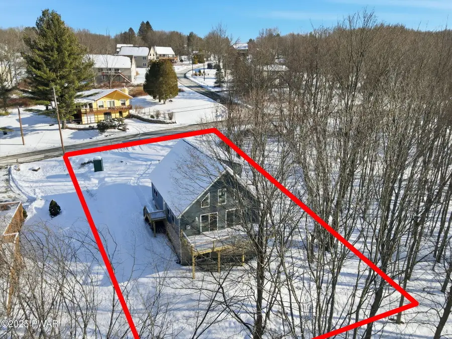 578 Lakeview Drive E, Lake Ariel, PA 18436 - Image #2