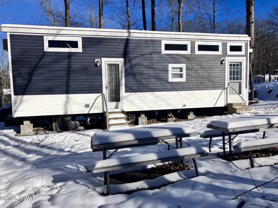 106 Village Drive W, Milford, PA 18337 - Image #2