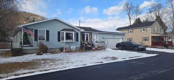 803 Avenue K, Matamoras, PA 18336