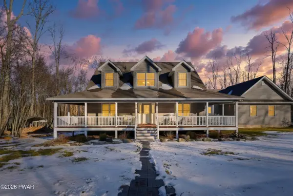58 Ruffed Grouse Drive, Lakeville, PA 18438