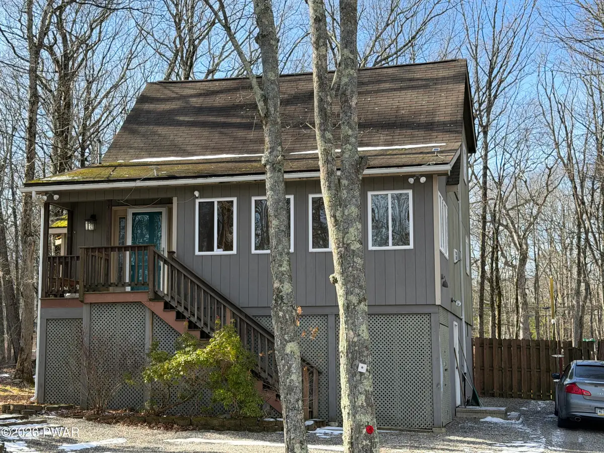 806 Wren Court, Lords Valley, PA 18428 - Image #1