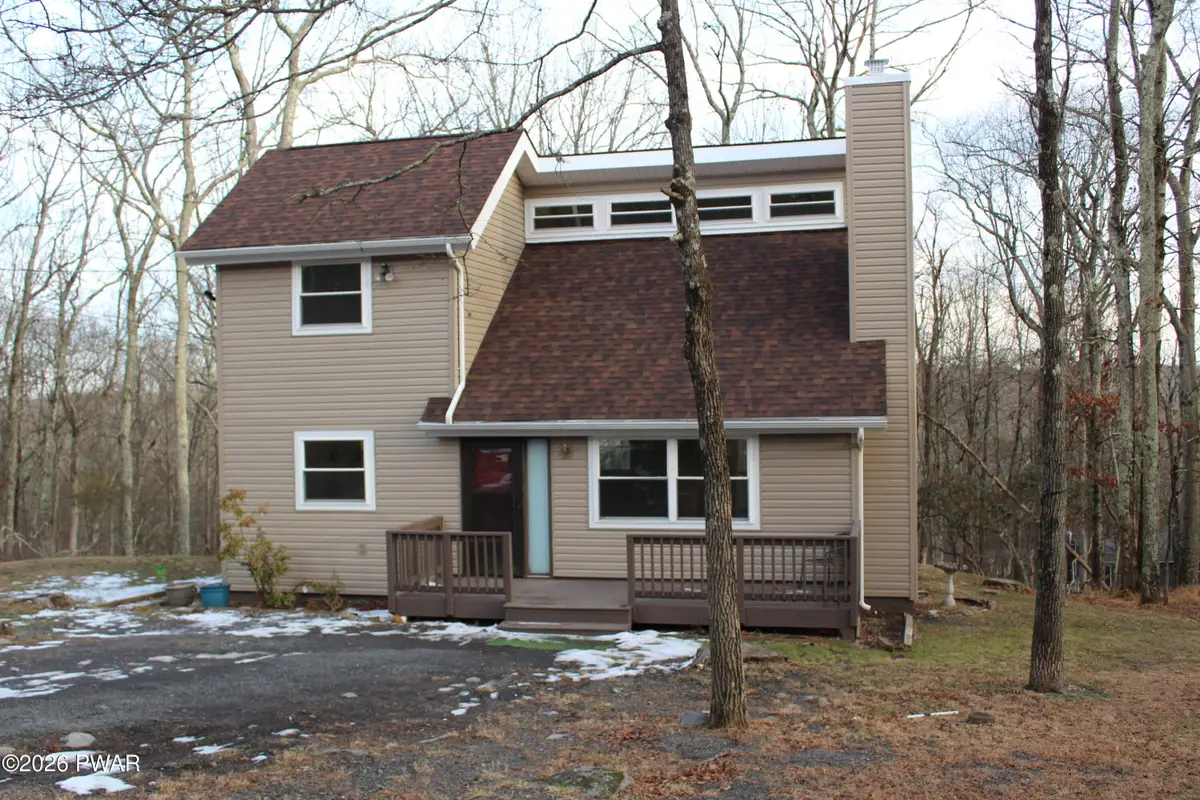 134 Hillside Drive, Dingmans Ferry, PA 18328 - Image #1