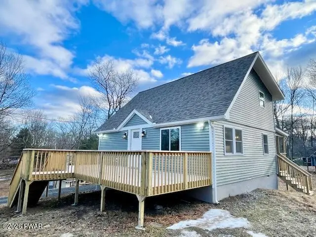 102 Sandstone Drive, Dingmans Ferry, PA 18328 - Image #1