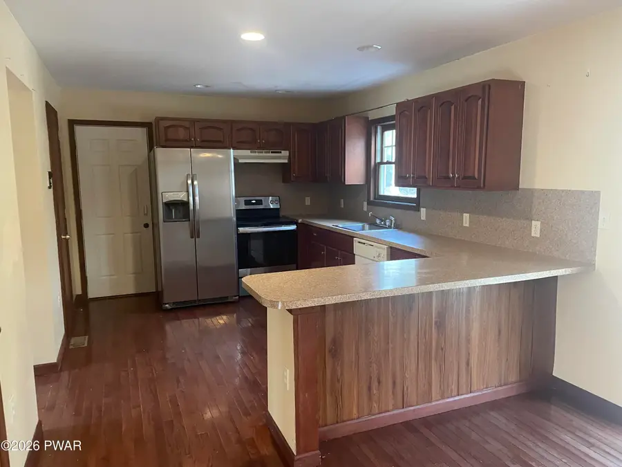 140 Colette Lane, Dingmans Ferry, PA 18328 - Image #3