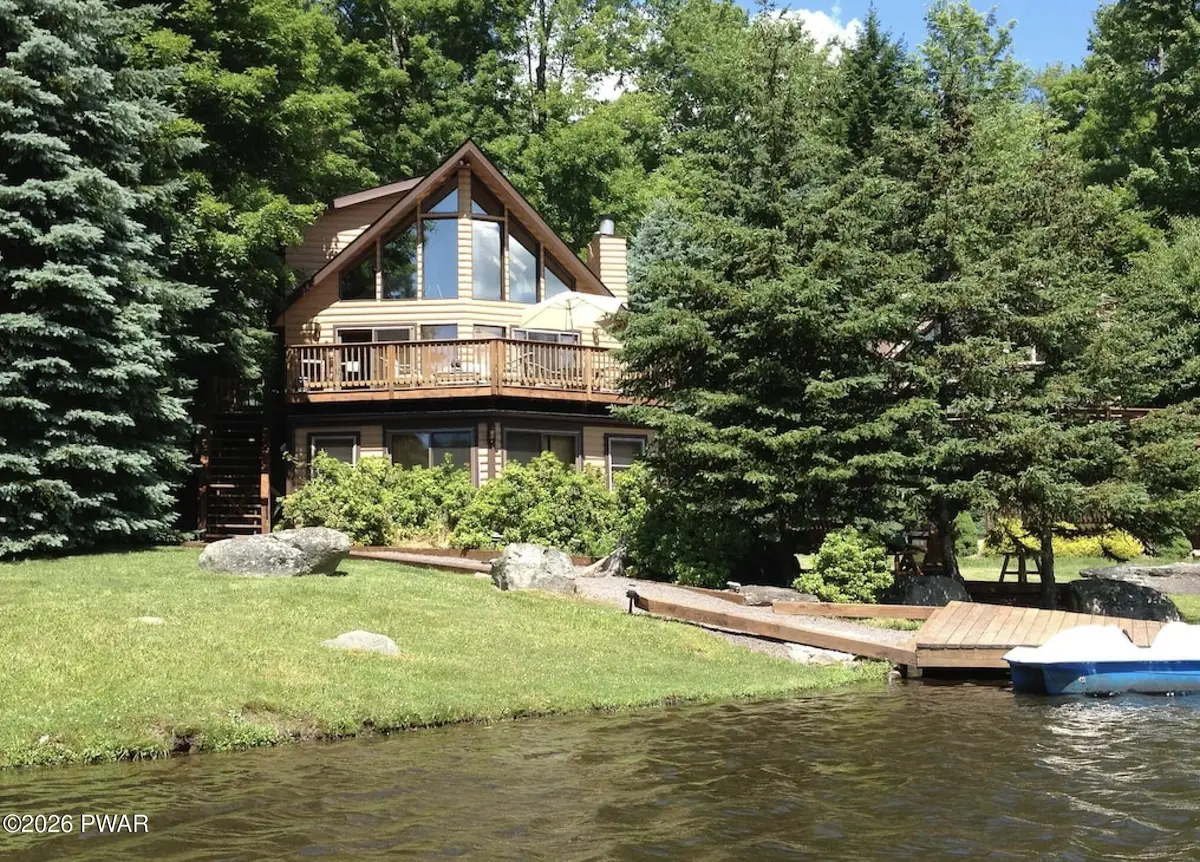 1086 Beaver Lake Drive, Lake Ariel, PA 18436 - Image #1