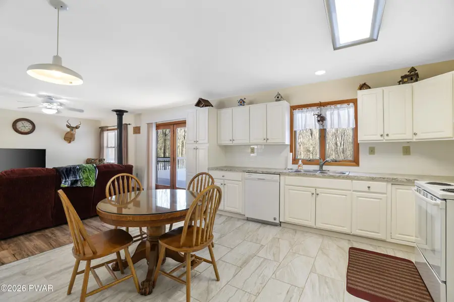 137 Friendship Drive, Hawley, PA 18428 - #2