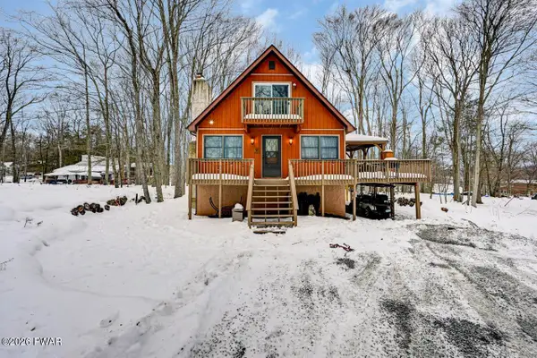 1055 Mountain Top Drive, Lake Ariel, PA 18436