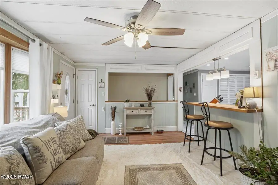 202 Fox Road, Dingmans Ferry, PA 18328 - #2