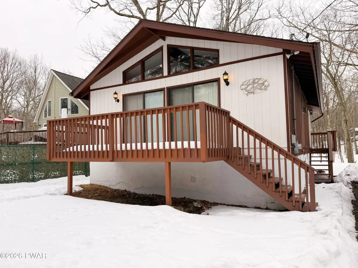 110 Spring Drive, Dingmans Ferry, PA 18328 - #1