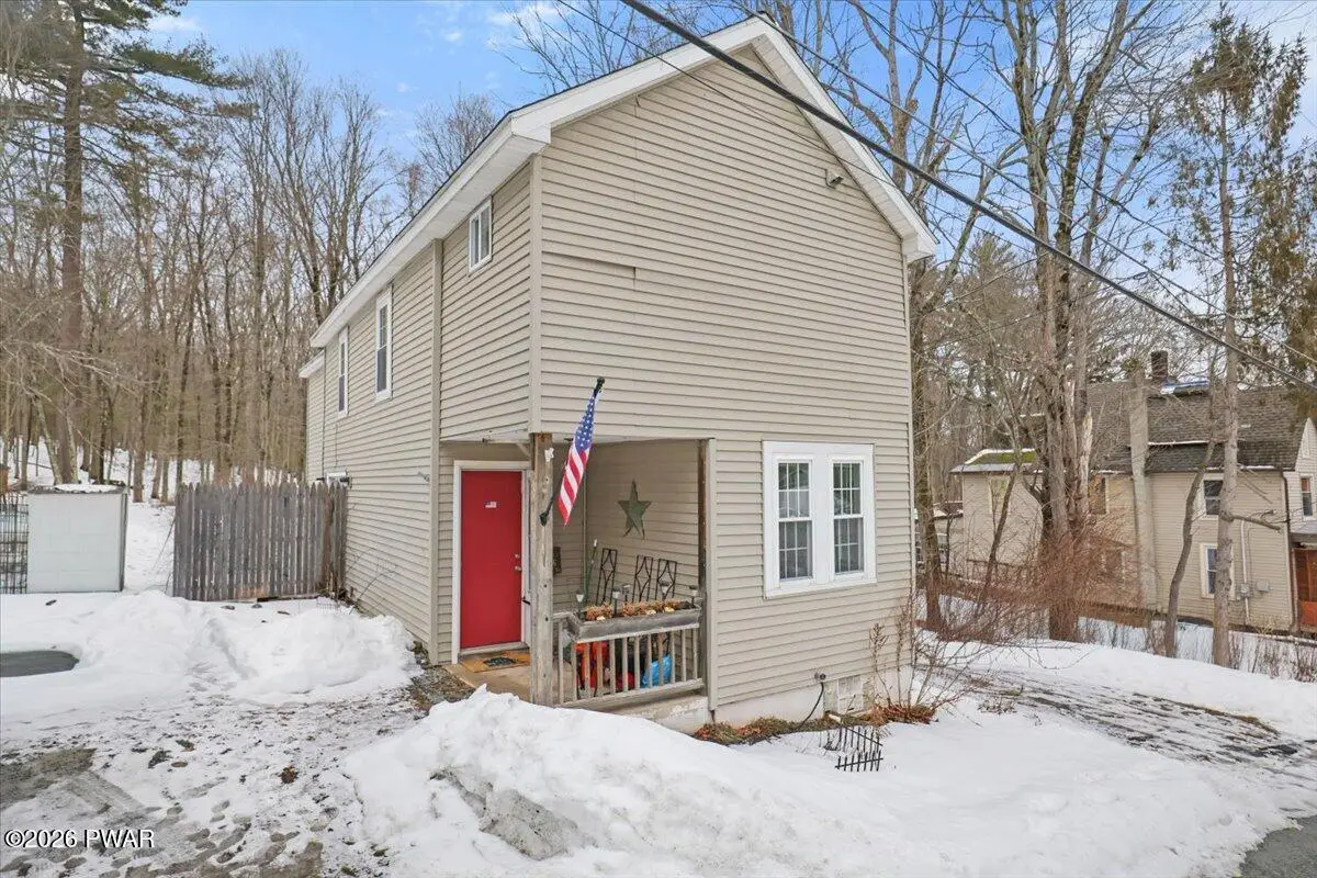 454/456 Woodland Avenue, Hawley, PA 18428 - #1