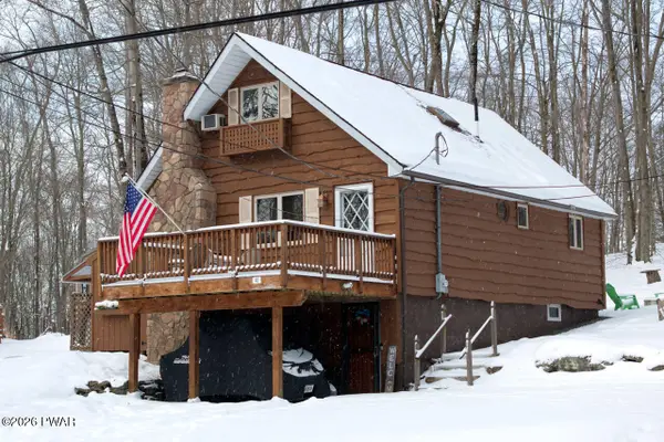 41 Deerfoot Road, Lake Ariel, PA 18436