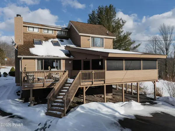 10 Crestwood Court, Lake Ariel, PA 18436