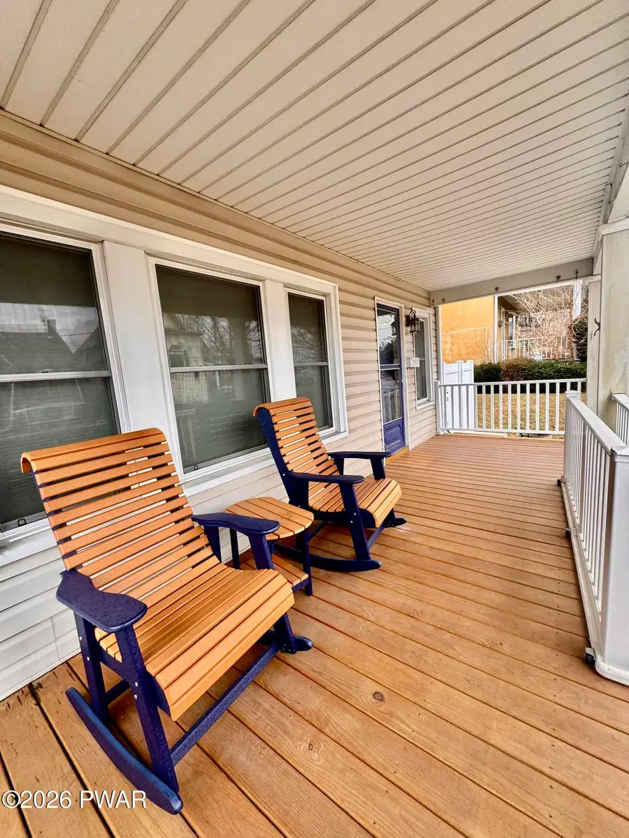 539 New York Street, Dunmore, PA 18509 - #2