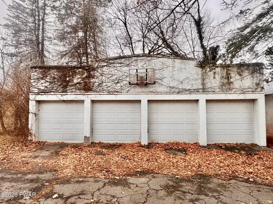 1403-1405 Adams Avenue, Dunmore, PA 18509 - #3