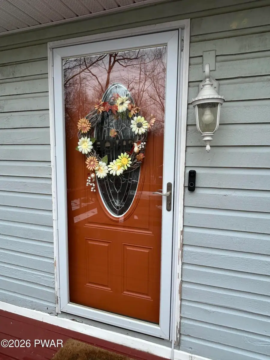 152 Eastwood Drive, Greentown, PA 18426 - #2