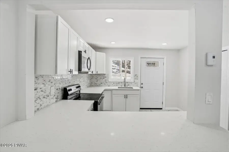 113 Regent Street, Bushkill, PA 18324 - #3