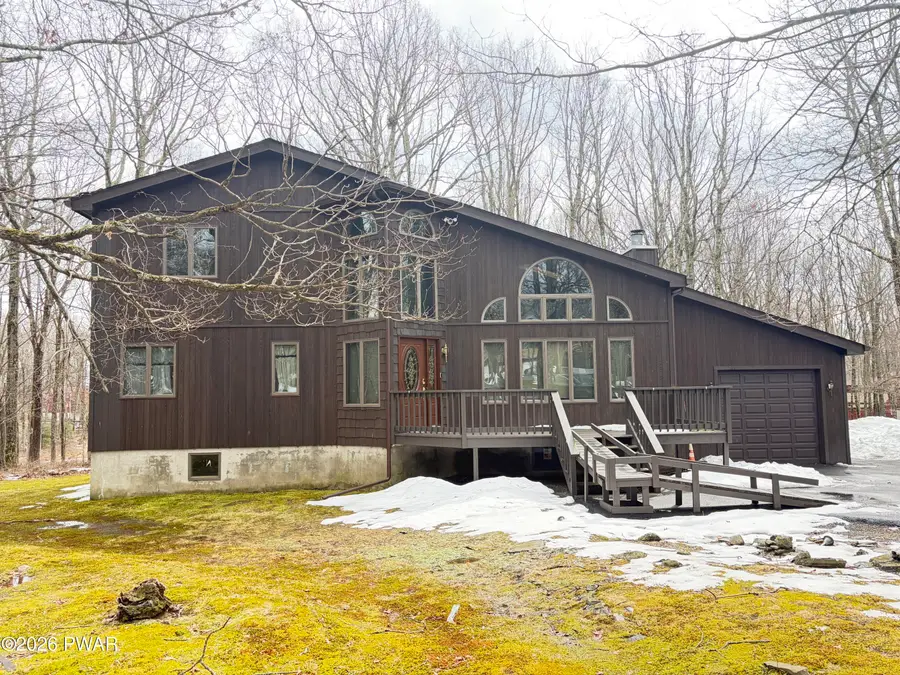 806 Gaskin Court, Lords Valley, PA 18428 - #2