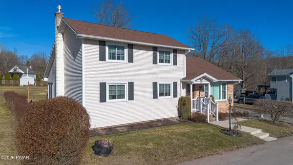 44 Mccabe Avenue, Carbondale, PA 18407