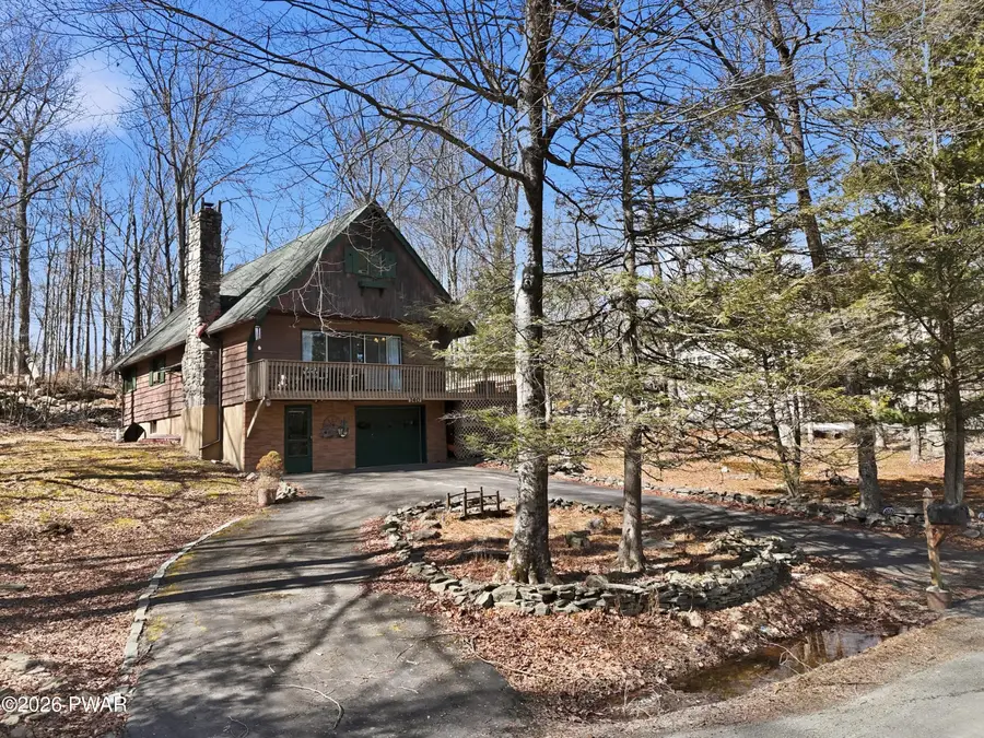 140 Timber Ridge Circle, Greentown, PA 18426 - #2