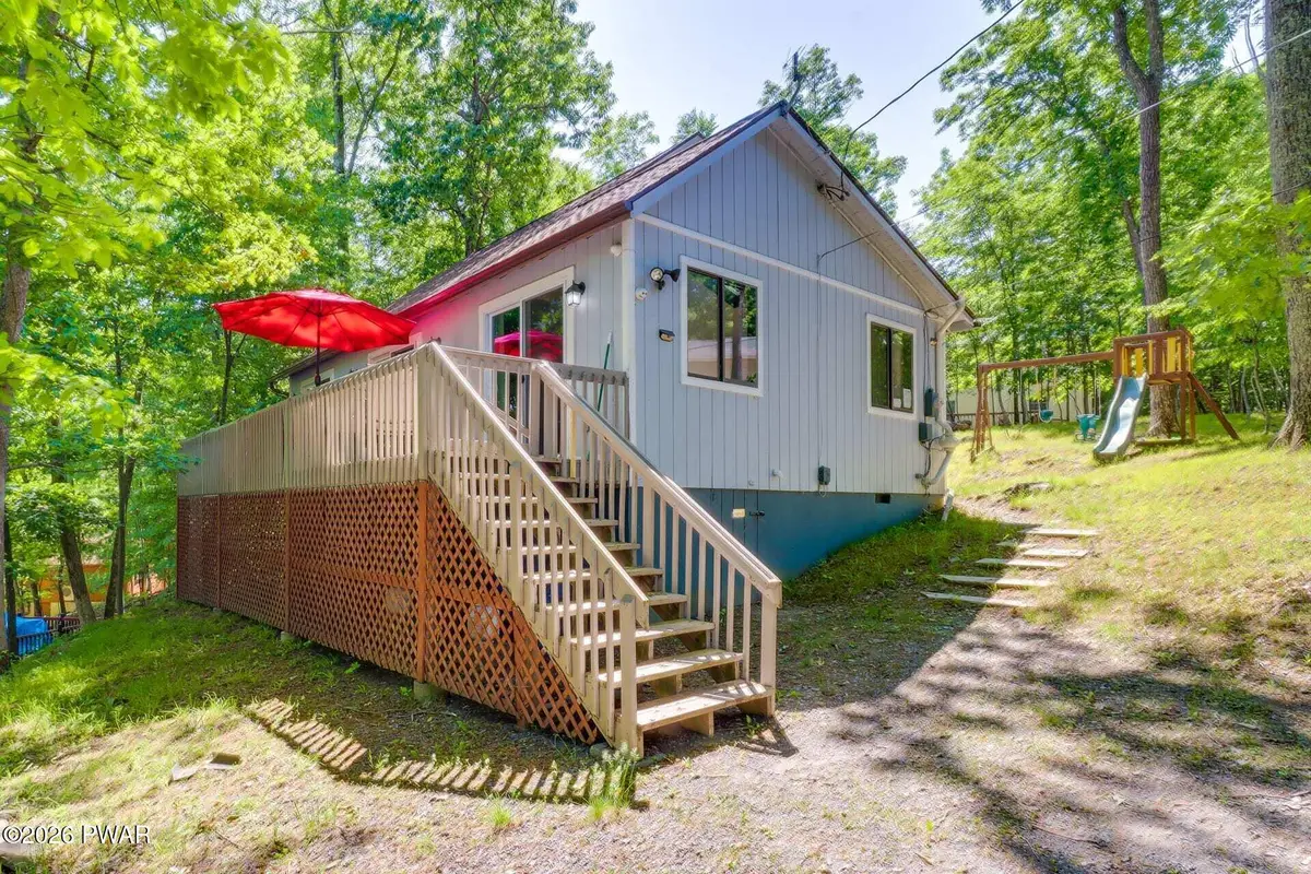 111 Park Court, Bushkill, PA 18324 - #1