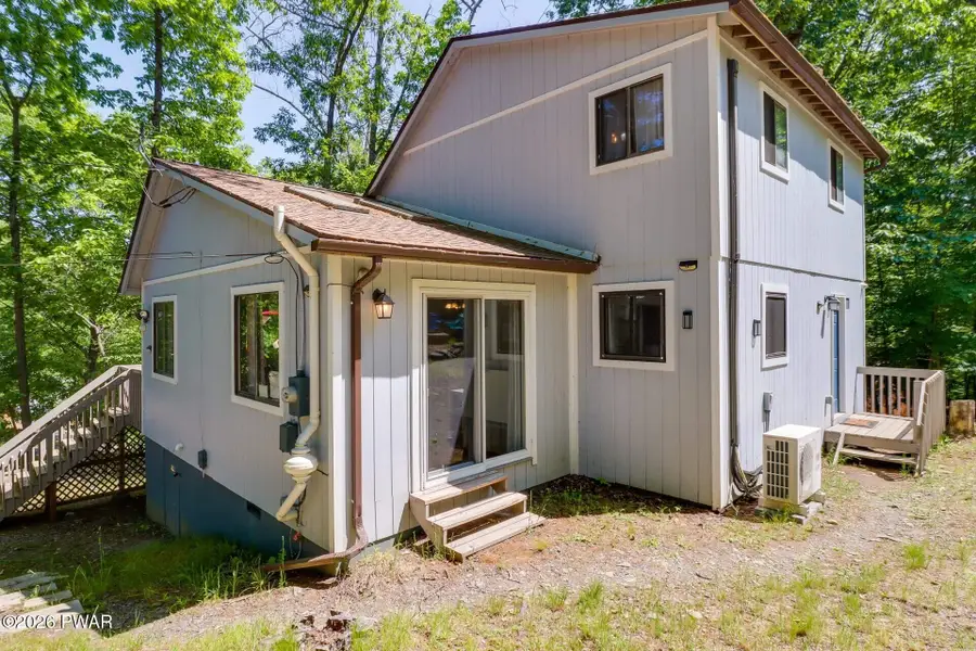 111 Park Court, Bushkill, PA 18324 - #2