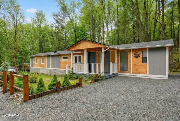 137 Marina Way, Greentown, PA 18426