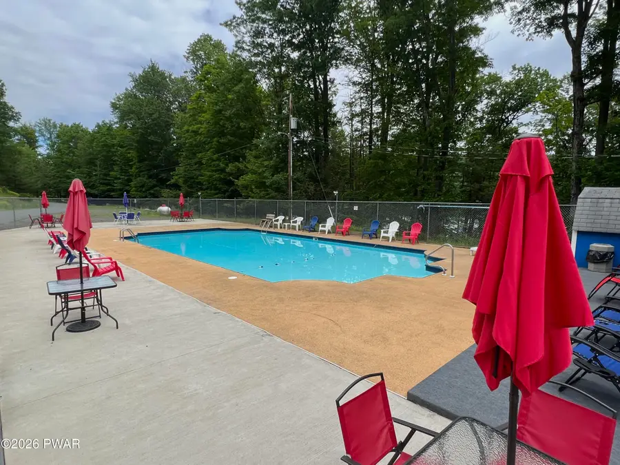 155 Hilltop Circle, Greentown, PA 18426 - #3