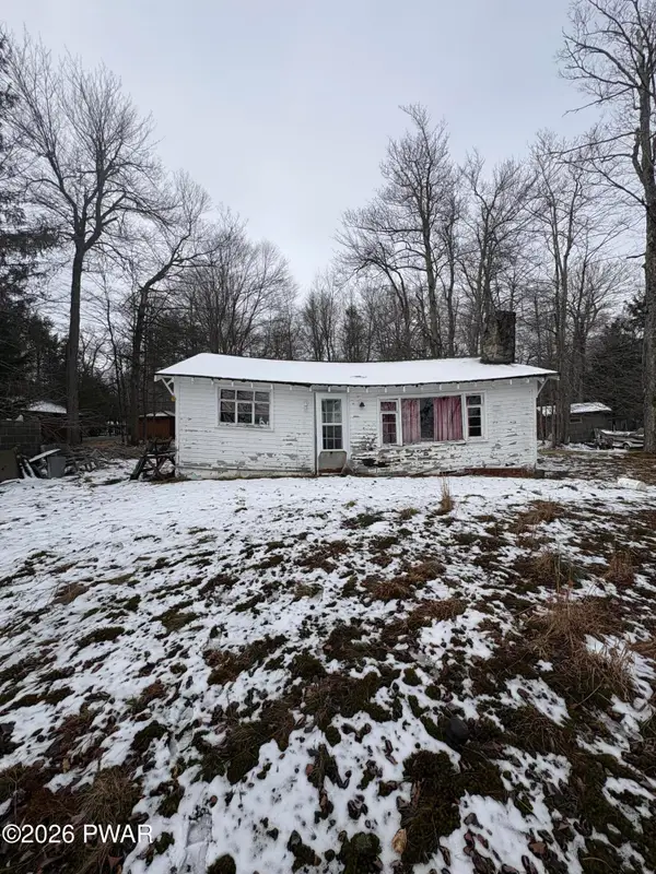 1240 Pocono Drive, Gouldsboro, PA 18424