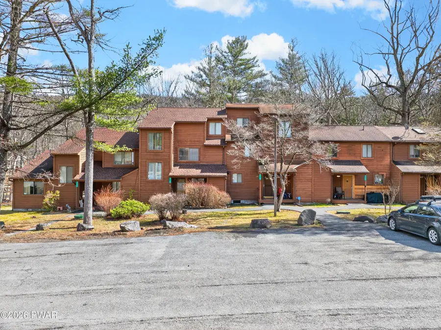 419 Tudor Court, Bushkill, PA 18324 - #2