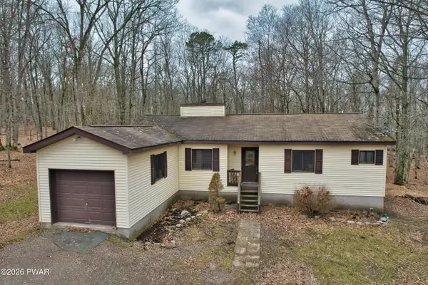 214 Lower Lakeview Drive, Hawley, PA 18428