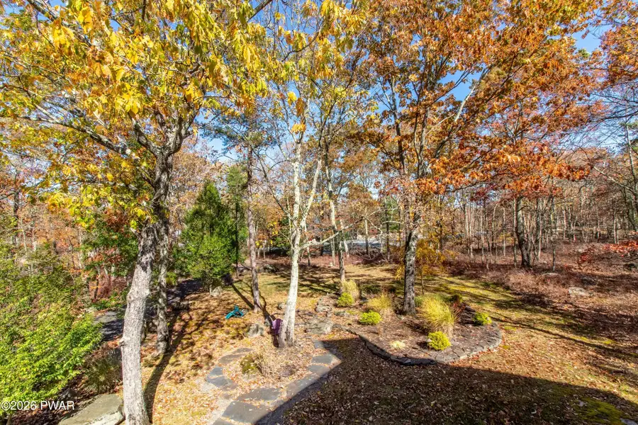 111 Woodcrest Drive, Hawley, PA 18428 - #2