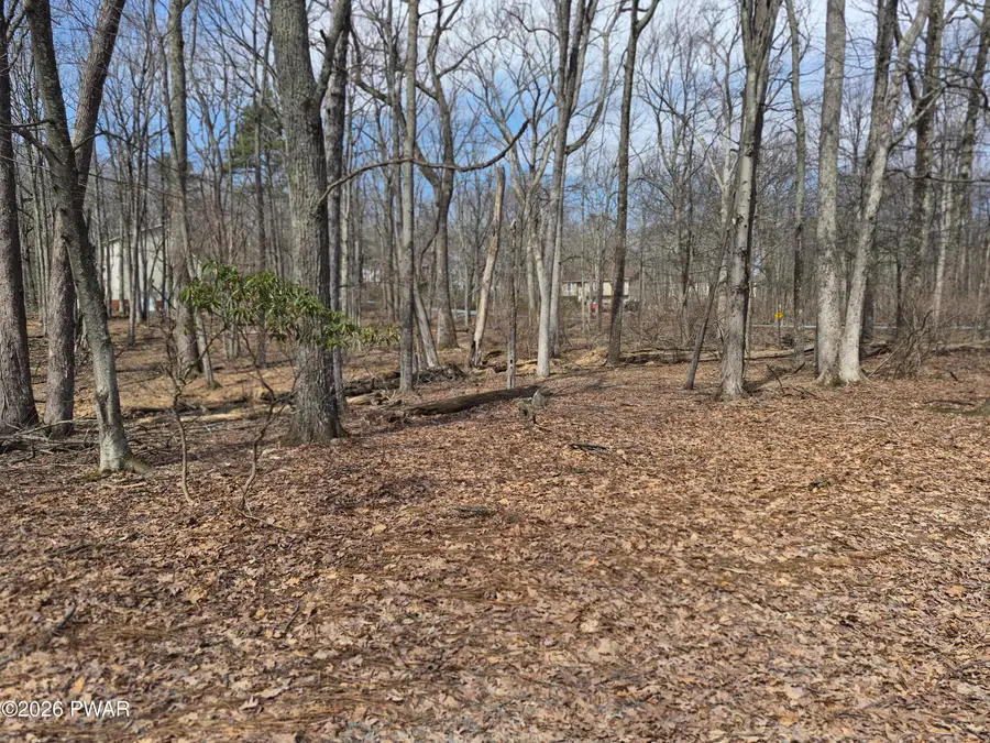 5633 Flatbrook Way, Milford, PA 18337 - #2