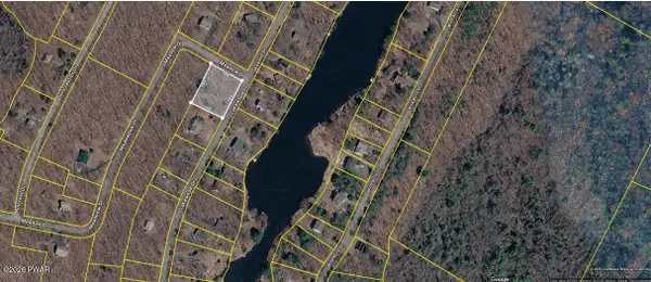 Lakewood Drive, Dingmans Ferry, PA 18328