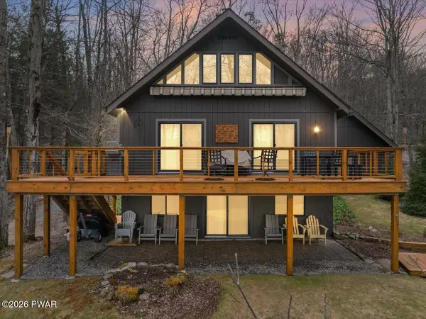 110 Timber Ridge Drive, Newfoundland, PA 18445