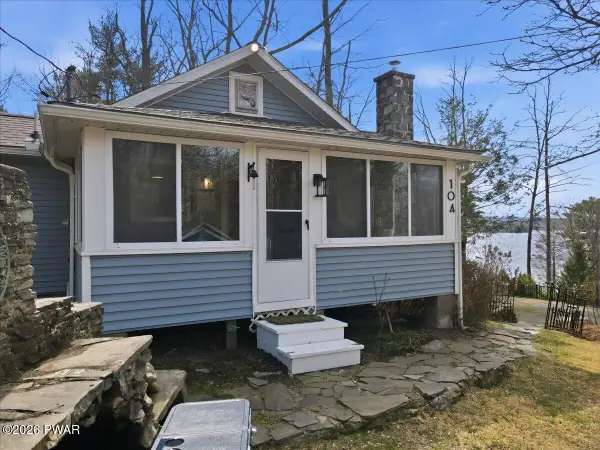 104 Lane Court, Paupack, PA 18451