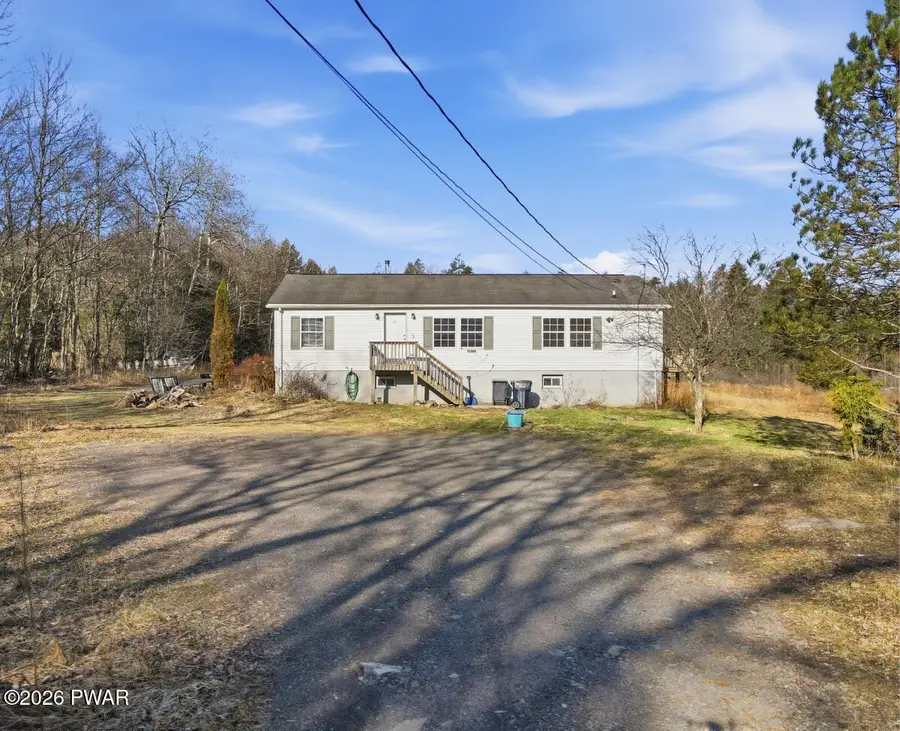 105 Ceramic Drive, Greentown, PA 18426 - #2