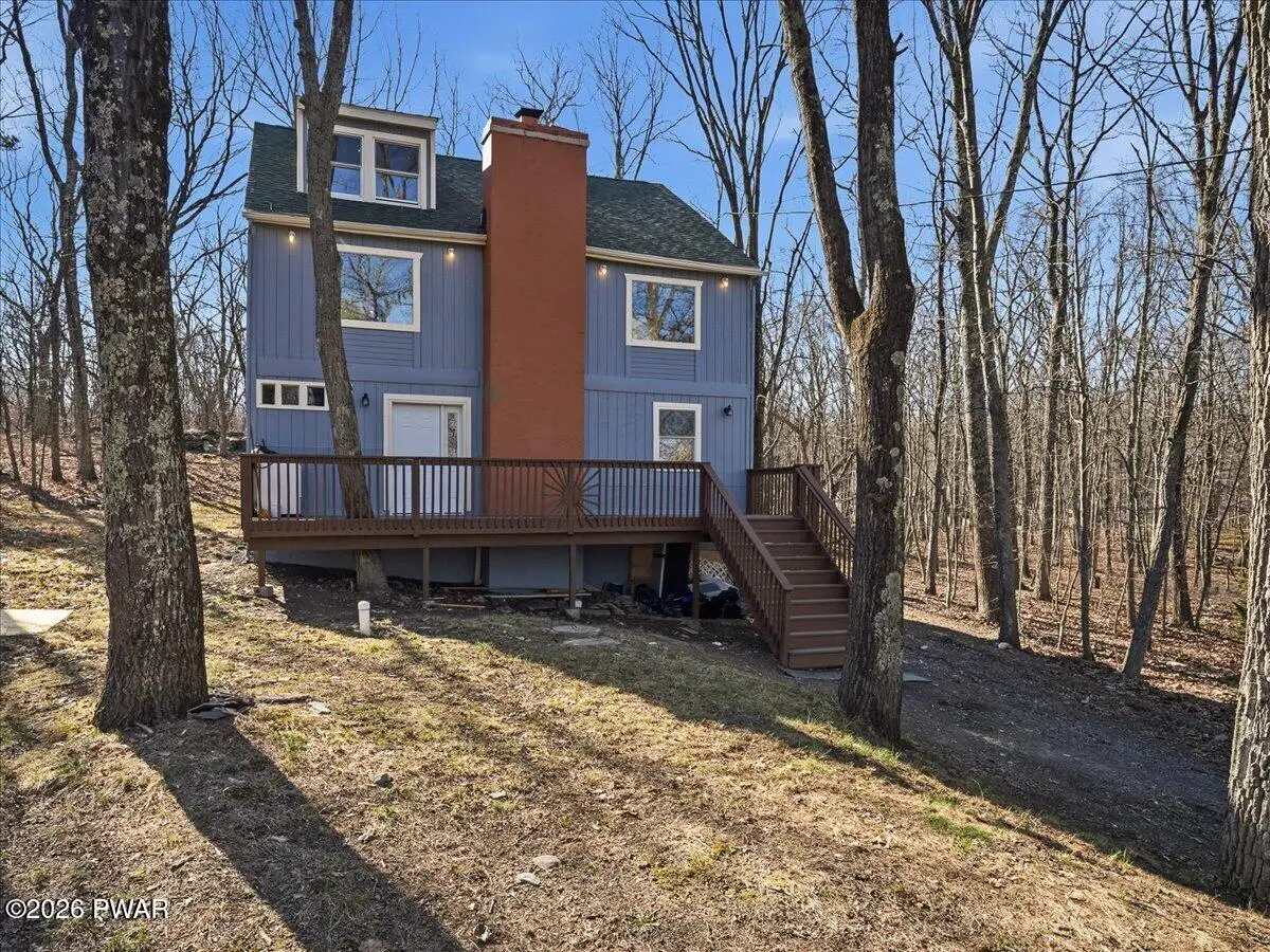 211 Geese Court, Bushkill, PA 18324 - #1