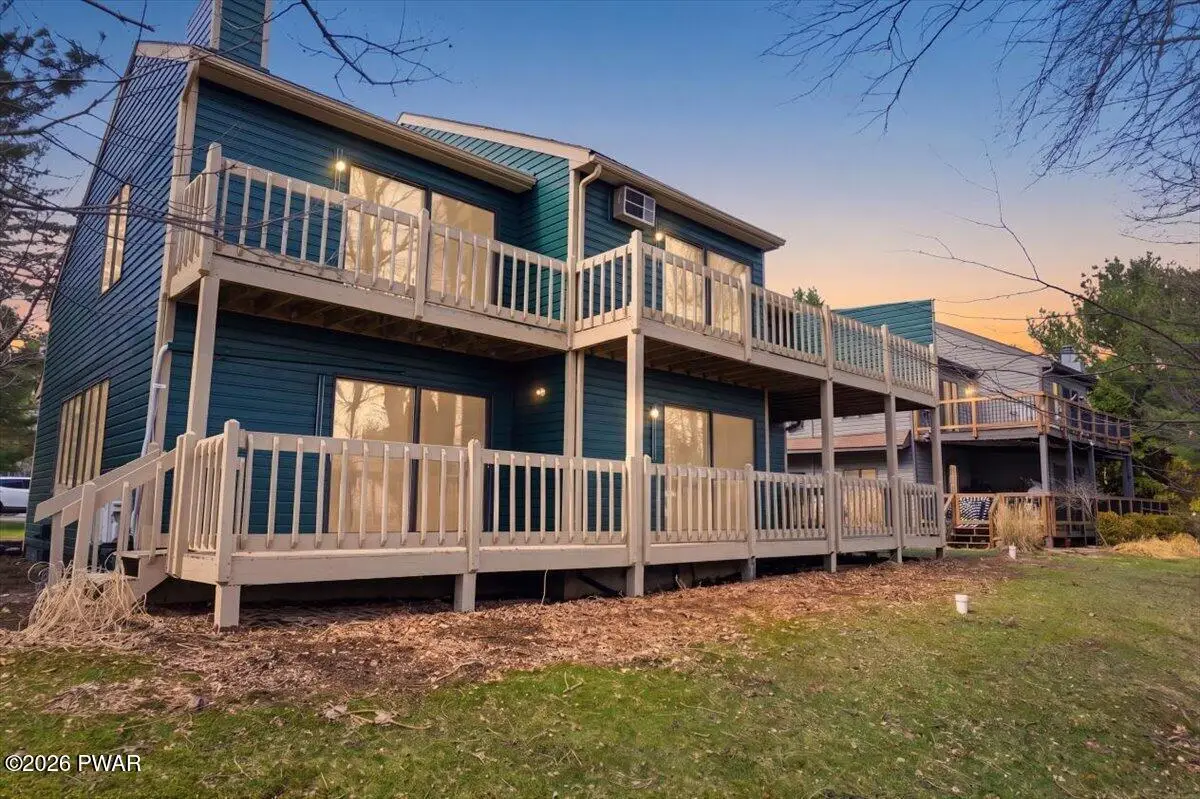 402 Shiny Mountain Court, Greentown, PA 18426 - #1