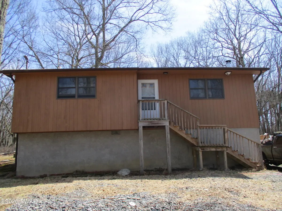 571 Mallard Lane, Bushkill, PA 18324 - #1
