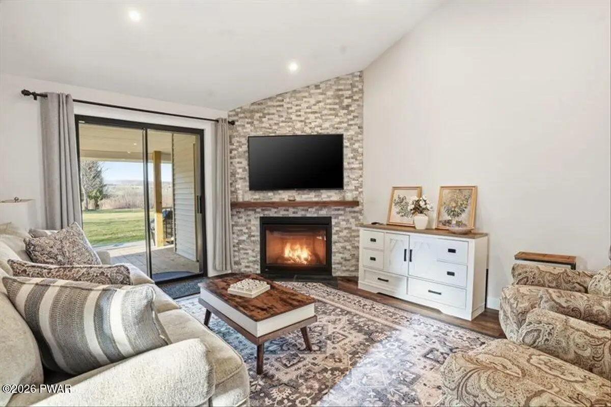 196 Barlow Circle #35, Union Dale, PA 18470 - #1