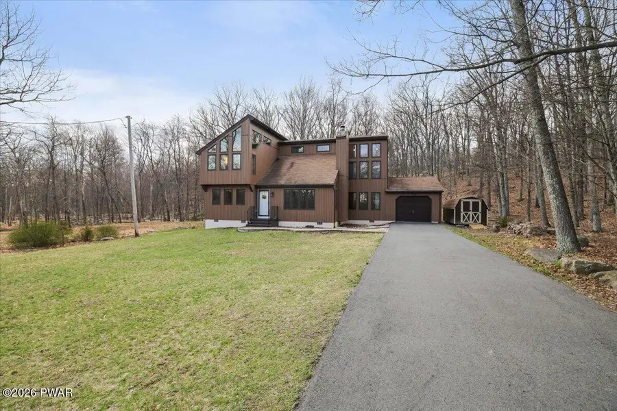 297 Gold Finch Road, Bushkill, PA 18324 - #2