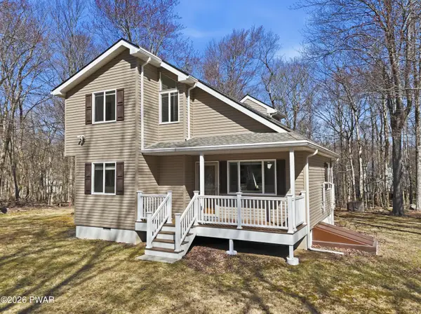 1086 Brantwood Road, Newfoundland, PA 18445